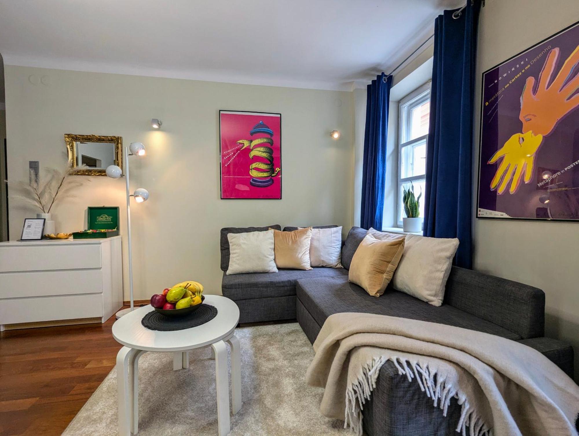 Bella Luna Luxury Suites - Spacious 1Br In Old Town Βαρσοβία Εξωτερικό φωτογραφία
